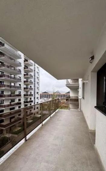 Apartament cu 3 camere decomandat, mobilat în Industriilor