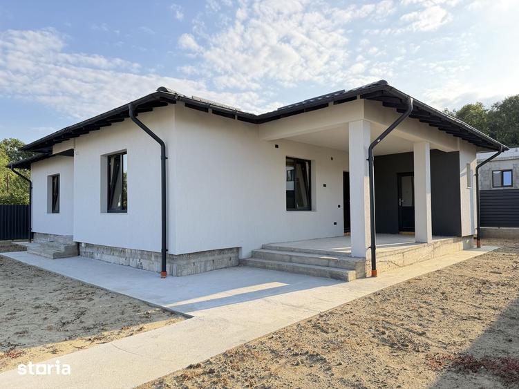 Casă cu 4 camere cu Teren 600 Mp în Central