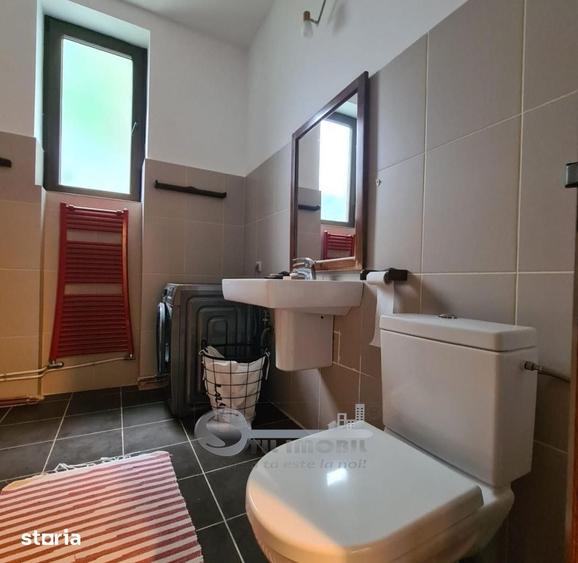 Casă cu 2 camere semidecomandat cu Teren 70 Mp în Copou