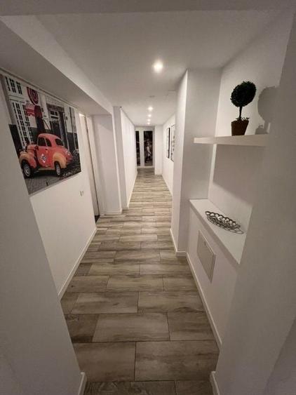 Apartament cu 3 camere semidecomandat, mobilat în Decebal