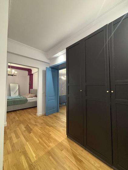Apartament cu 4 camere în Calea Victoriei