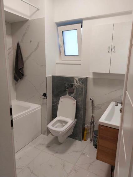 PF,Vând apartament cu 3 camere  - 2