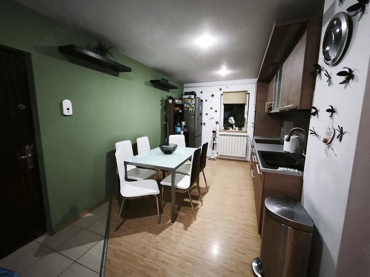 Apartament cu 4 camere decomandat în Govândari