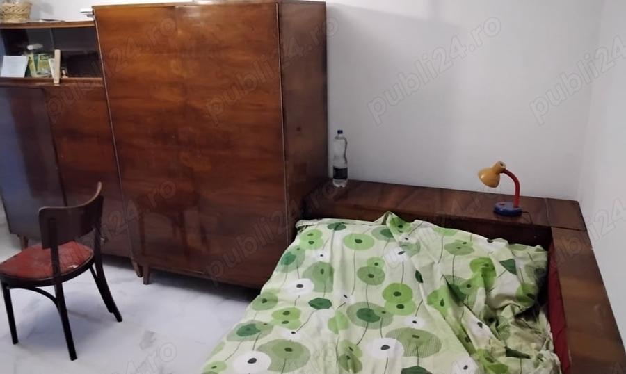Apartament cu 3 camere decomandat în Circumvalațiunii
