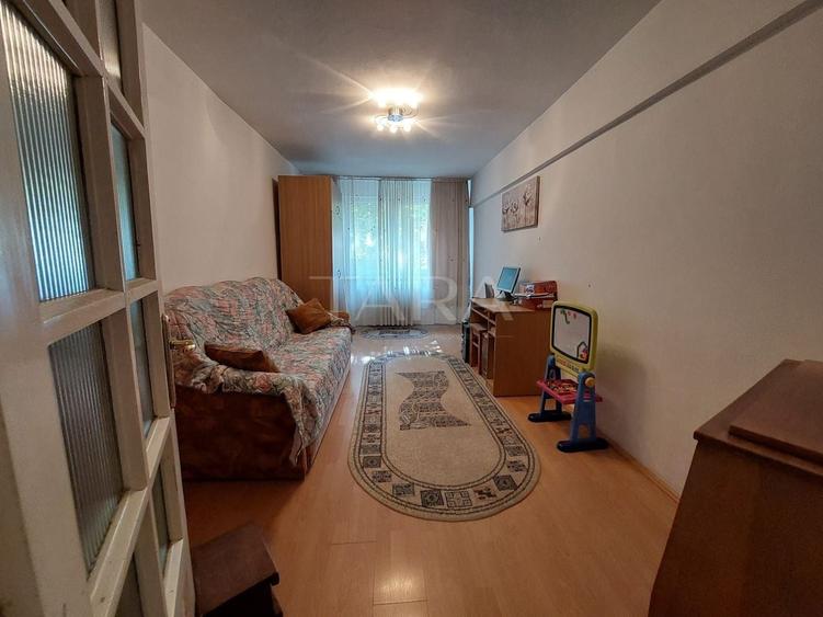 Apartament cu 3 camere decomandat, mobilat în Dâmbul Rotund