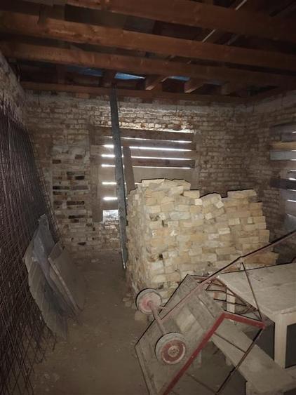 Casă cu 3 camere cu Teren 270 Mp în Central