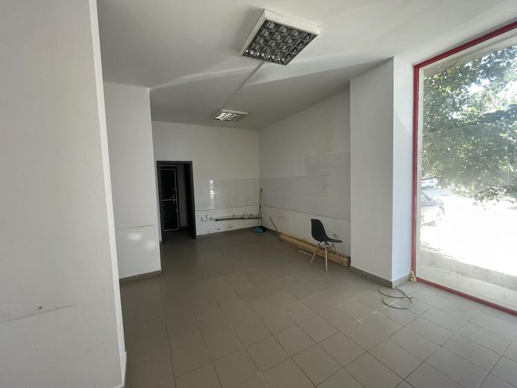 Spațiu comercial, de 50 mp, în Prelungirea Ghencea