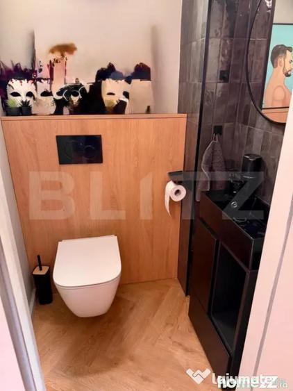 Apartament cu 4 camere decomandat în Est