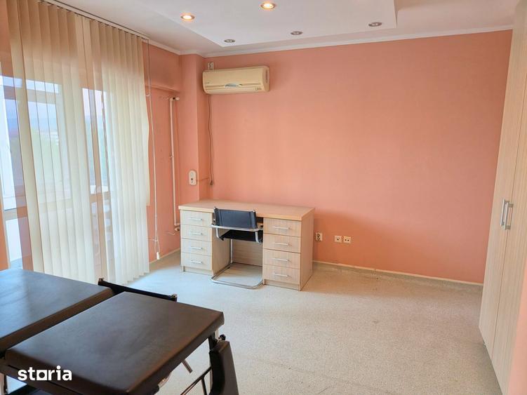 Apartament cu 2 camere decomandat în Ostroveni