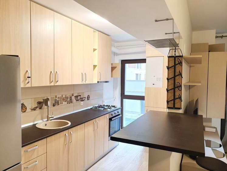 Apartament cu 2 camere decomandat, mobilat în Drumul Taberei