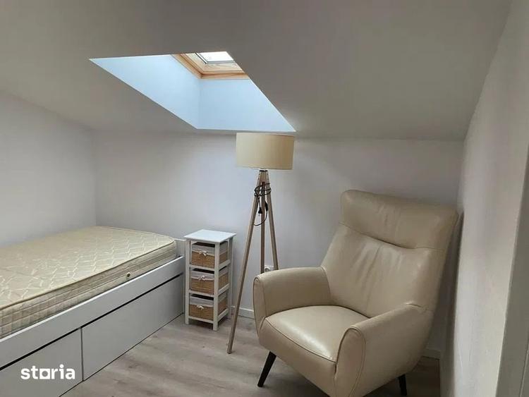Apartament cu 3 camere decomandat în Libertății