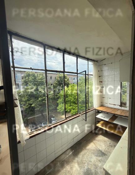 Apartament cu 2 camere semidecomandat în Primăverii