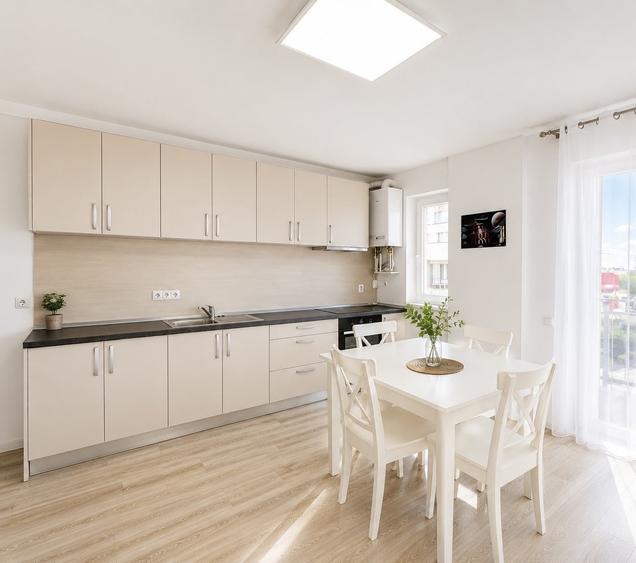 Apartament cu 3 camere semidecomandat în Florești