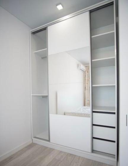 Apartament cu 3 camere decomandat în Mihai Bravu