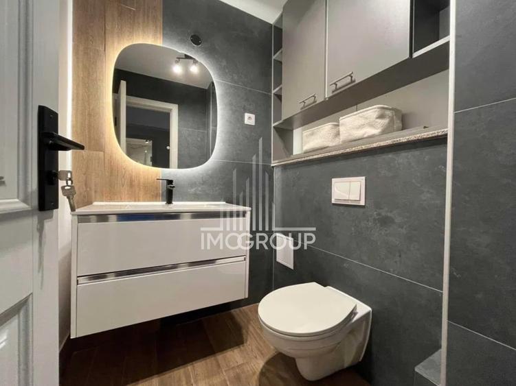 Apartament cu 3 camere decomandat, mobilat în Zorilor