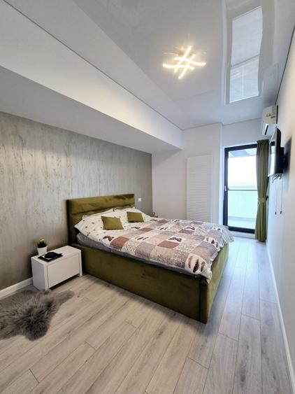 Apartament cu 3 camere decomandat, mobilat în Central