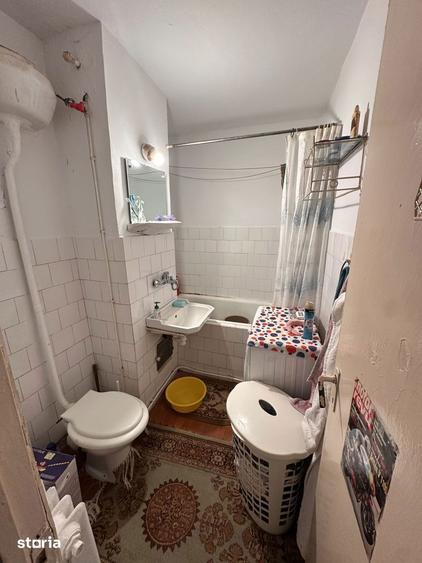 Apartament cu 2 camere semidecomandat în Micro 16