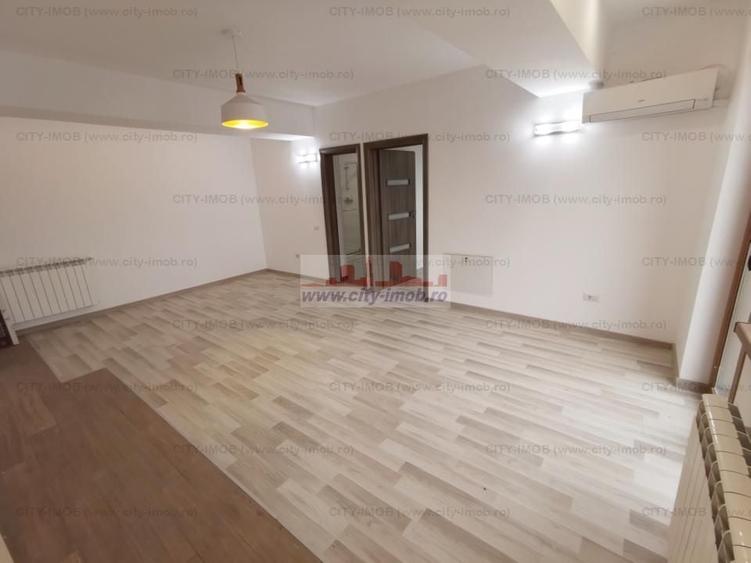 Casă individuală cu 15 camere decomandat cu Canalizare în Colentina