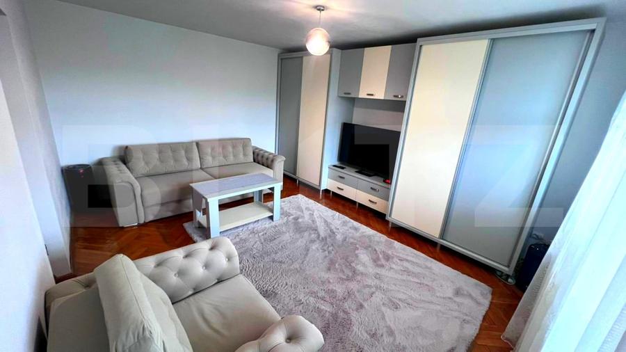 Apartament cu 2 camere decomandat, mobilat în Cetate — fotografia 1
