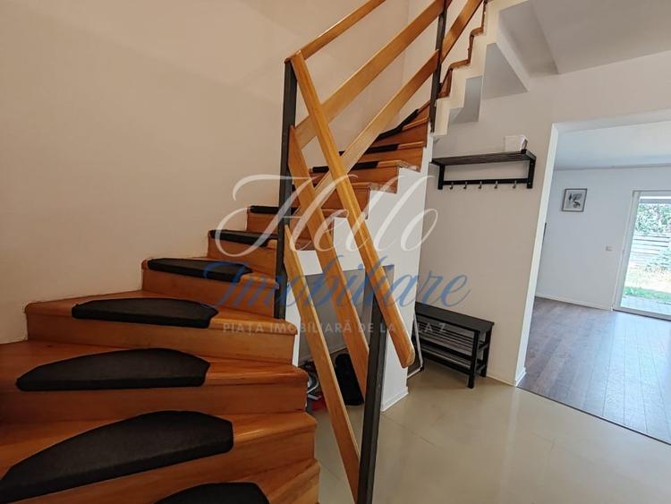 Duplex cu 4 camere cu Canalizare în Florești