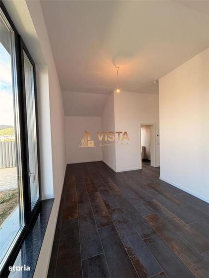 Casă cu 4 camere cu Teren 500 Mp în Central
