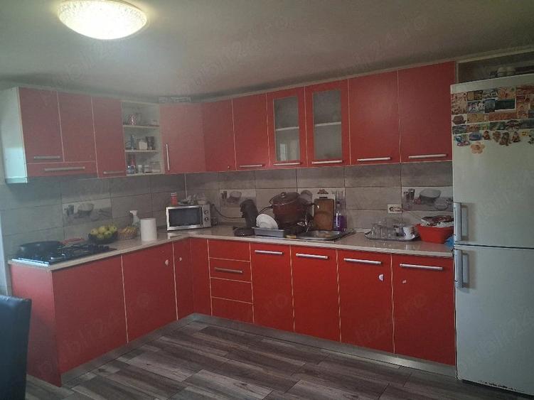 Casă cu Teren 500 Mp în Central