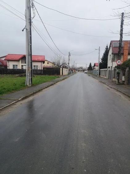 Teren Construcții intravilan de 1000 mp, în Cornetu