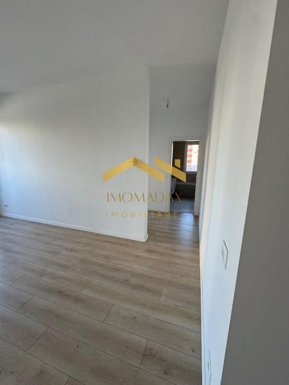 Apartament cu 3 camere decomandat în Aradului