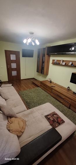 Apartament cu 2 camere semidecomandat în Drumul Carului