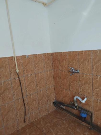 Garsonieră decomandată în Soarelui