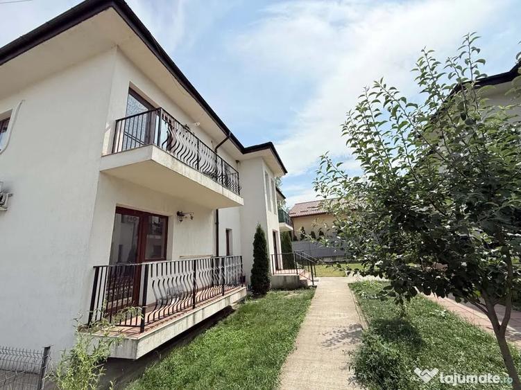 Apartament cu 3 camere decomandat în Vișan