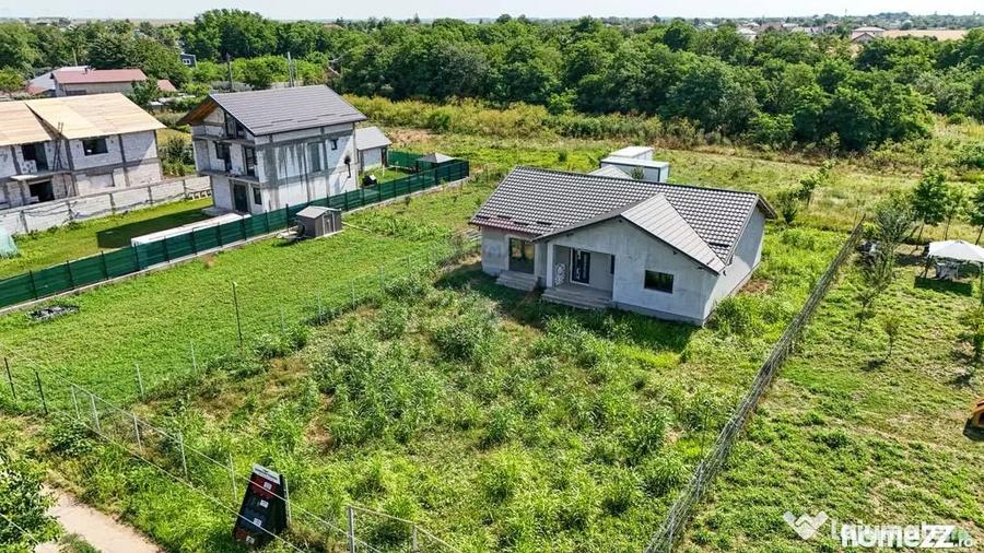 Casă cu 4 camere cu Teren 1007 Mp în Central