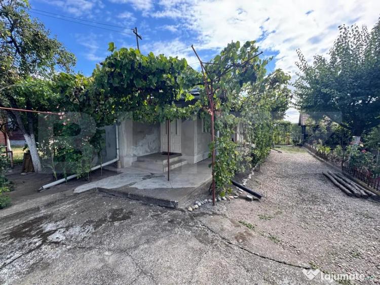 Casă cu 3 camere cu Teren 550 Mp în Chețani