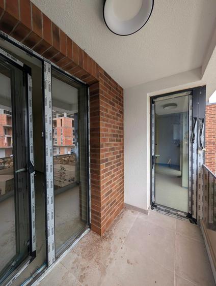 Apartament cu 2 camere semidecomandat în Florești