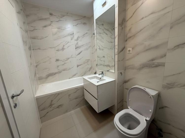 Apartament cu 2 camere semidecomandat în Est