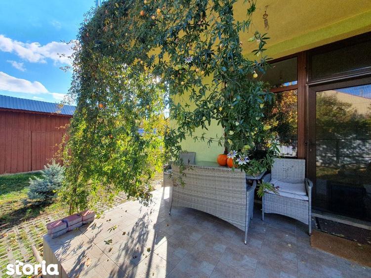Casă cu 5 camere cu Teren 500 Mp în Ronaț