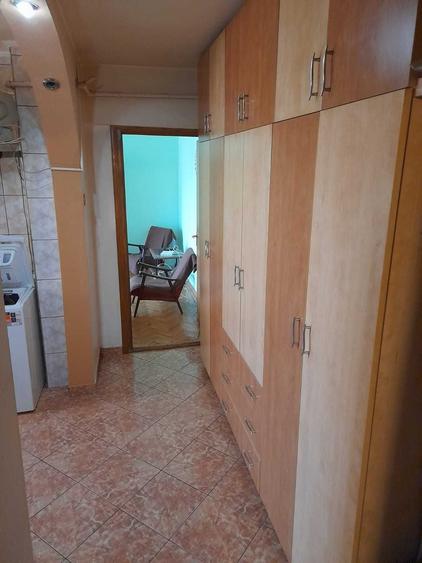 Apartament cu 2 camere decomandat în Trivale