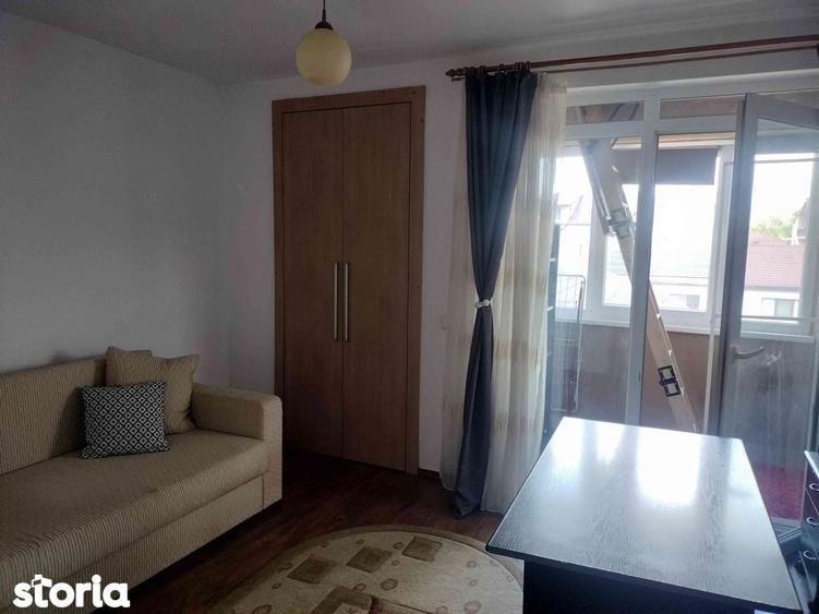 Apartament cu 3 camere în Florești