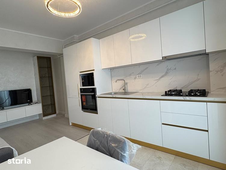 Apartament cu 2 camere decomandat în Central