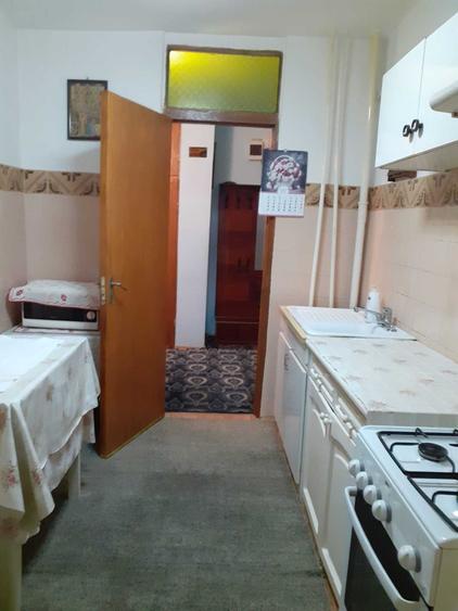 Apartament cu 2 camere decomandat în Ostroveni