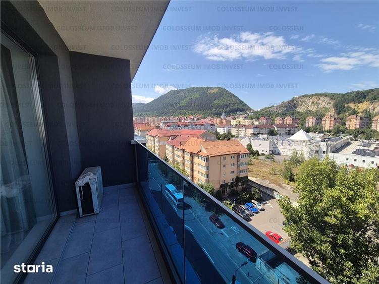 Apartament cu 2 camere decomandat în Valea Cetății