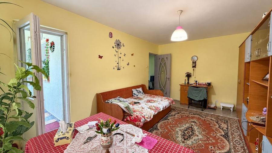 Apartament cu 2 camere decomandat în Aviației