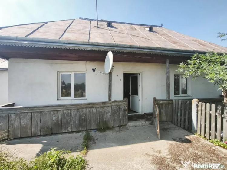 Casă cu 3 camere cu Teren 900 Mp în Dănila