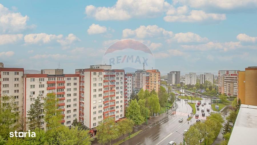 Apartament cu 2 camere semidecomandat, mobilat în Vlahuță