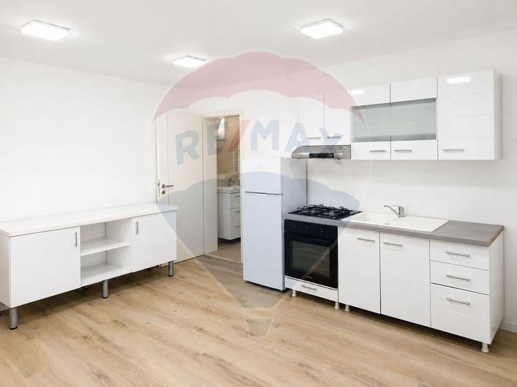 Apartament cu 2 camere decomandat, mobilat în Centrul Istoric
