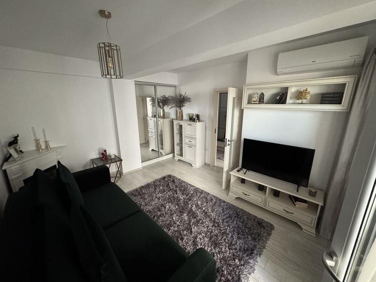 Apartament cu 2 camere decomandat în Valea Lupului