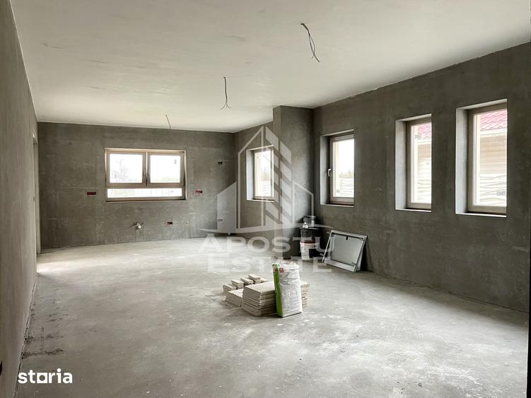 Casă cu 4 camere cu Teren 800 Mp în Liebling