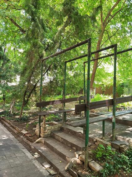 Apartament cu 2 camere semidecomandat în Cișmigiu
