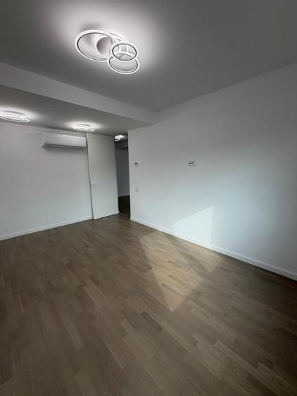 Apartament cu 2 camere decomandat, mobilat în Republicii