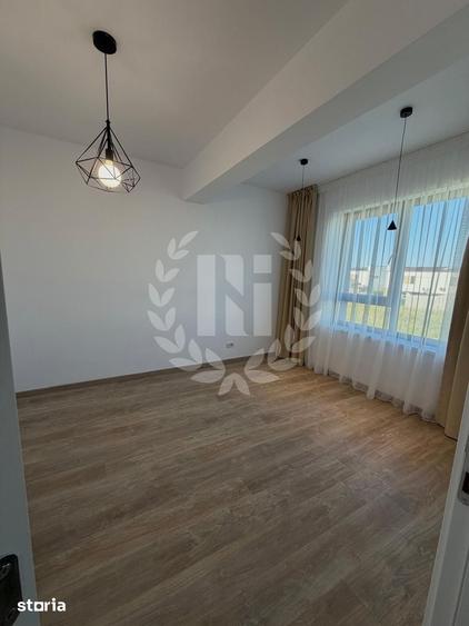 Casă cu 4 camere cu Teren 273 Mp în Găneasa